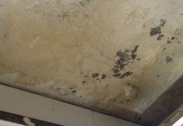 汪清阳台漏水维修公司分享下汪清卫生间渗水维修需要注意哪些问题。