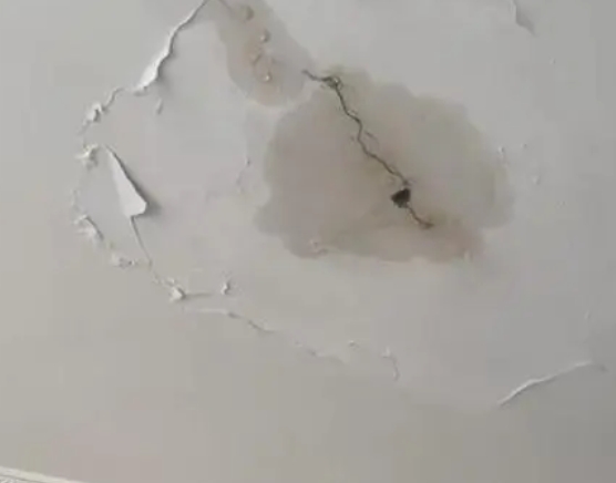汪清阳台漏水维修公司分享下屋面防水工程质量问题原因分析
